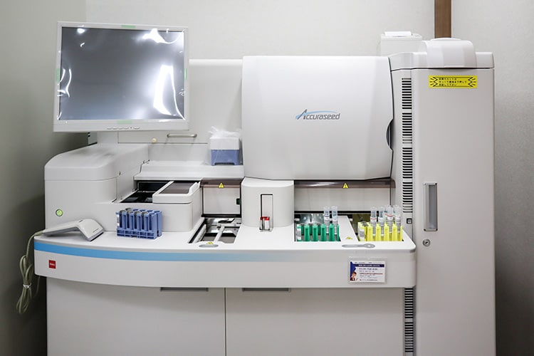 血液検査装置（アキュラシード）